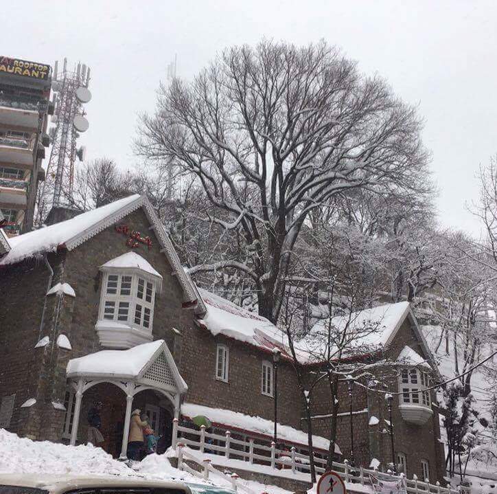 16-View-of-Murree-GPO-in-winter